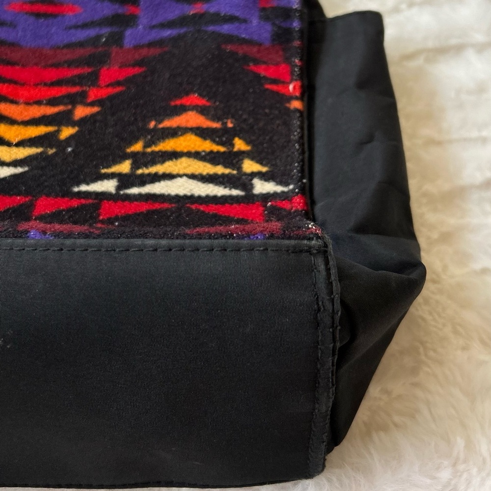 Pendleton Black and Multicolor Geometric Tote - Picture 7 of 7